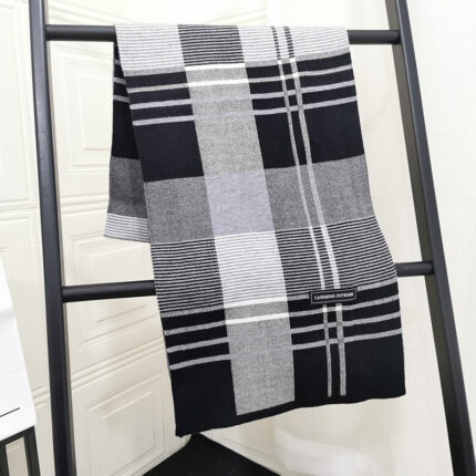 Écharpe tricotée à la mode pour hommes
